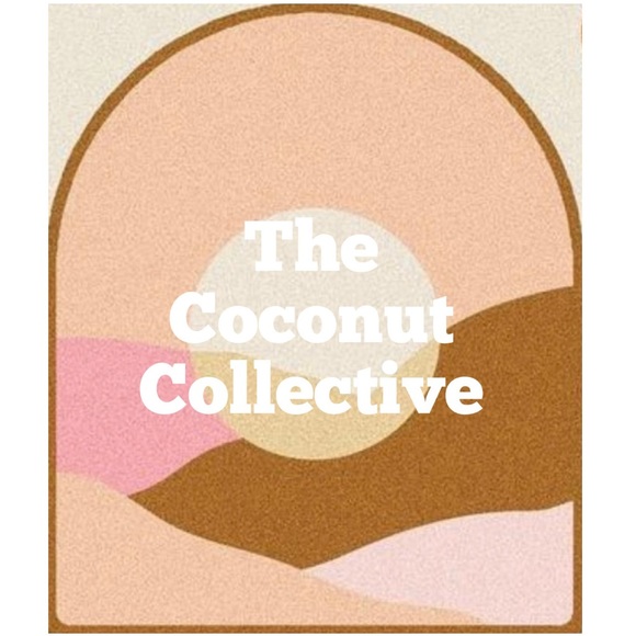 The Coconut Collective Gold Plated Clam Seashell Necklace NWT! - Picture 2 of 2